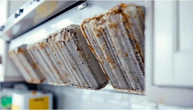 Afzuigkap schoonmaken: Zo doe je dat veilig en effectief