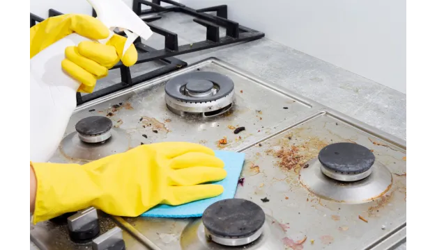 Fornuis schoonmaken: zo doe je het goed